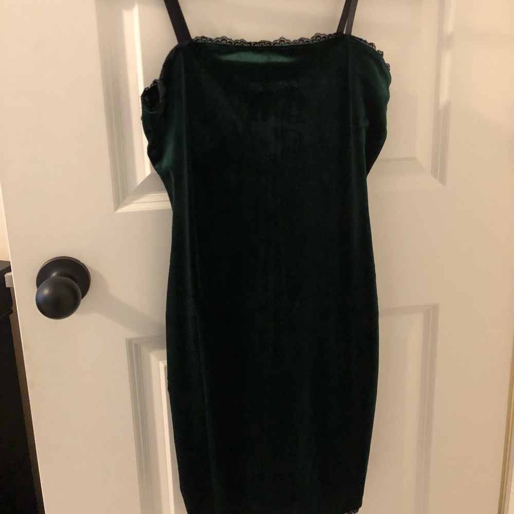 Forever 21 Velvet Green Mini Bodycon Dress